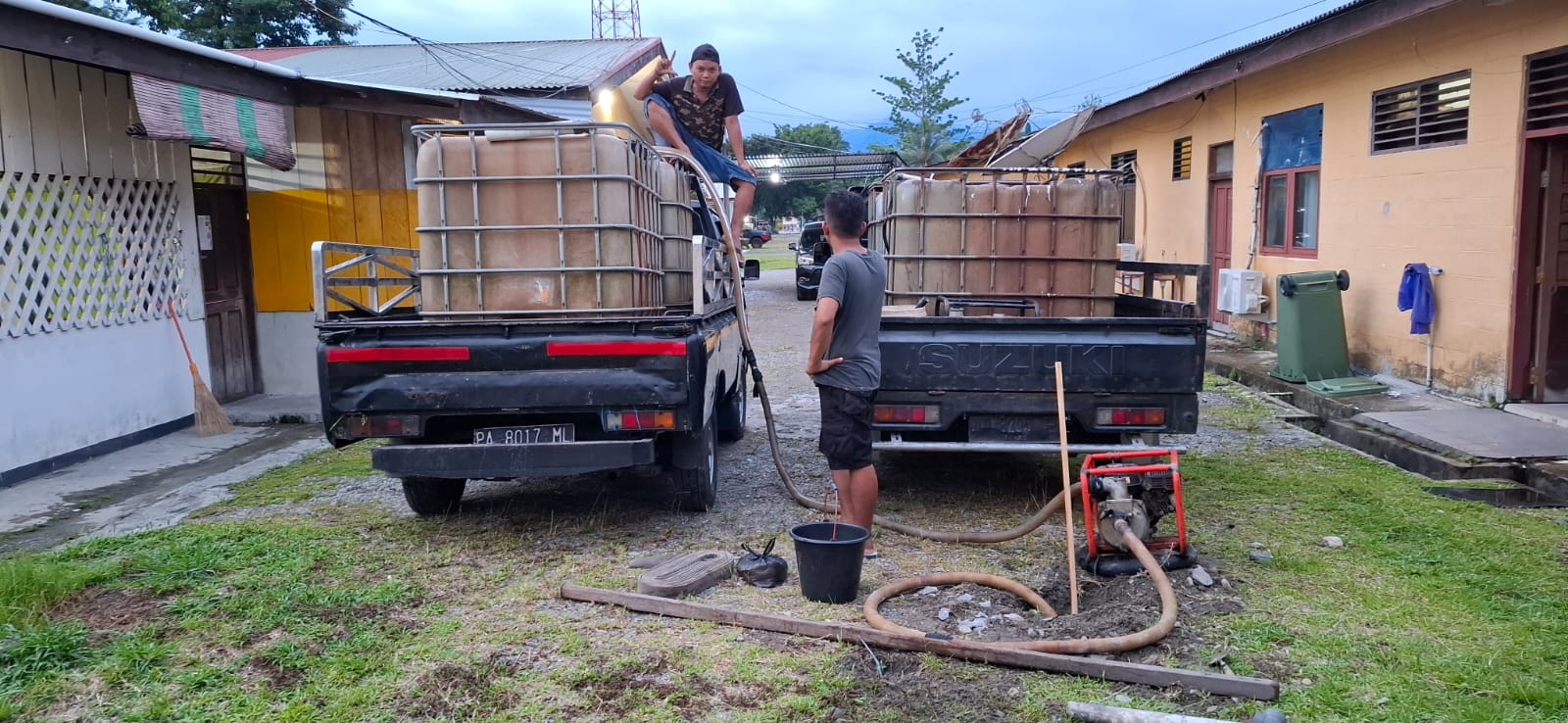 Sedot WC di polres 32